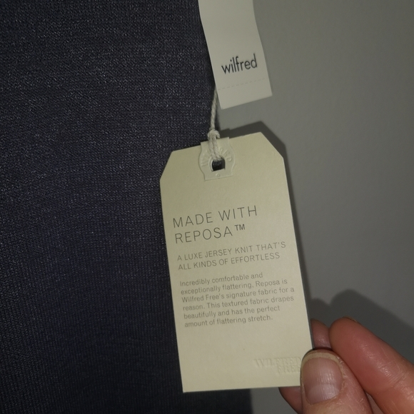 Aritzia Wilfred Free Tyra Skirt NEW! - Picture 8 of 15